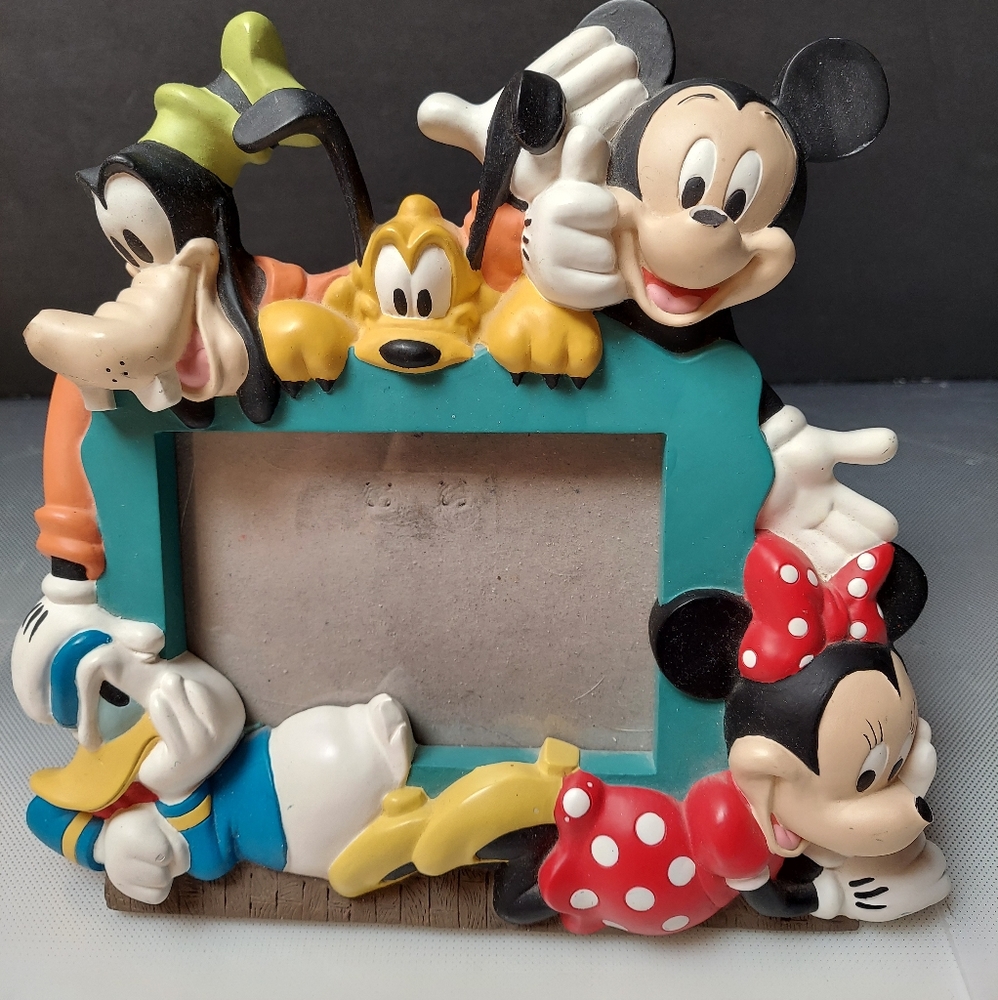Disney mickey and gang 3d resin picture frame